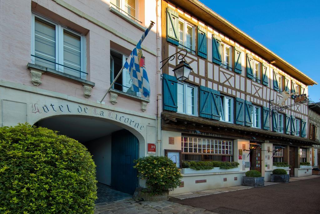 Hotel La Licorne & Spa Lyons-la-Foret Bagian luar foto